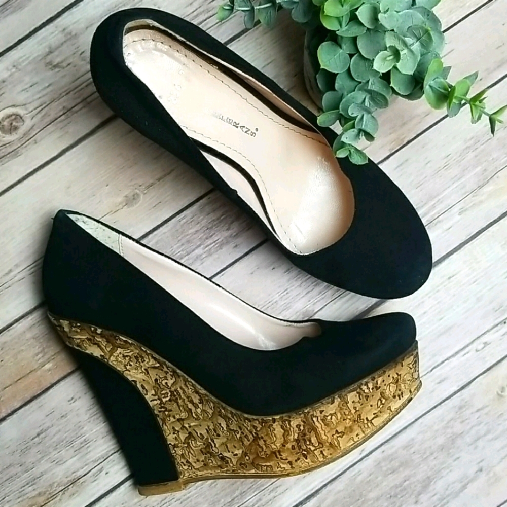 Referans - Suede Pumps with Cork Wedge Heels